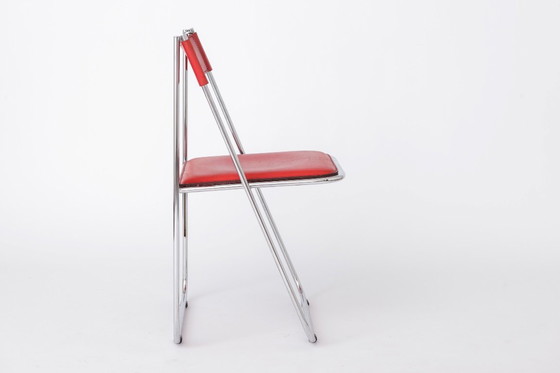 Image 1 of Tamara klapstoel van Arrben, Italië, jaren 70 | Chromen frame & rood leer | Vintage Italiaans design