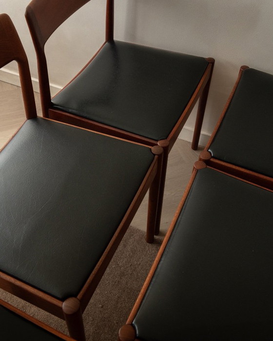 Deense moderne teakhouten eetkamerstoelen van Johannes Nørgaard, jaren 60, set van 5 – Johannes Norgaard (photo 15 of 18)