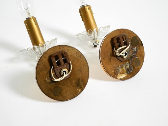 Image 1 of Deux appliques murales italiennes originales très rares des années 1960, avec éléments en verre et en miroir.