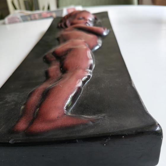 Image 1 of Scultura murale surreale vintage | Cherubino inquietante | Arte outsider | Arredamento gotico