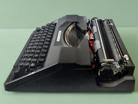 Image 1 of Machine à écrire vintage Torpedo 10/30 – Noir mat et entièrement mécanique