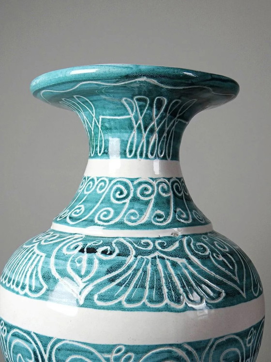 Vaso a balaustro vintage in ceramica turchese con decorazione incisa. – Vasi, Porcellana (photo 5 of 16)