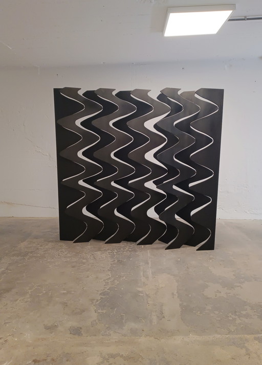 Geometric wavy wooden room divider screen 