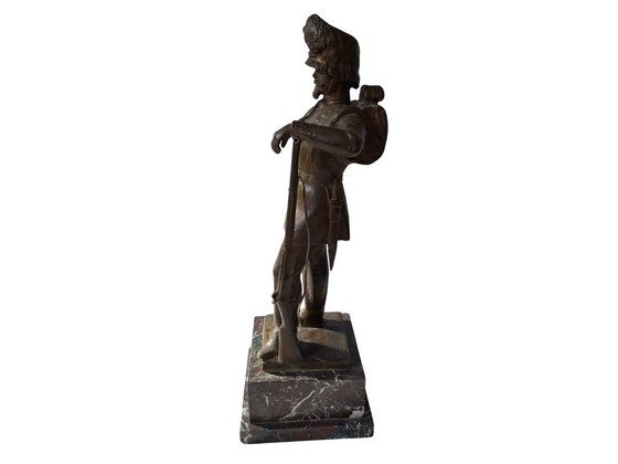 Image 1 of Sculpture en bronze importante : « Soldat » – Fonderie Laganà, Naples (XXe siècle)