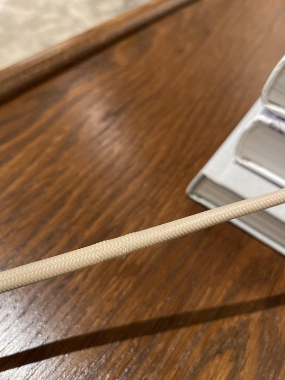 WORKSTEAD HELIOS Lampada da tavolo in travertino e ottone, Lampade da tavolo, Beige, Modern (foto 5 di 5)