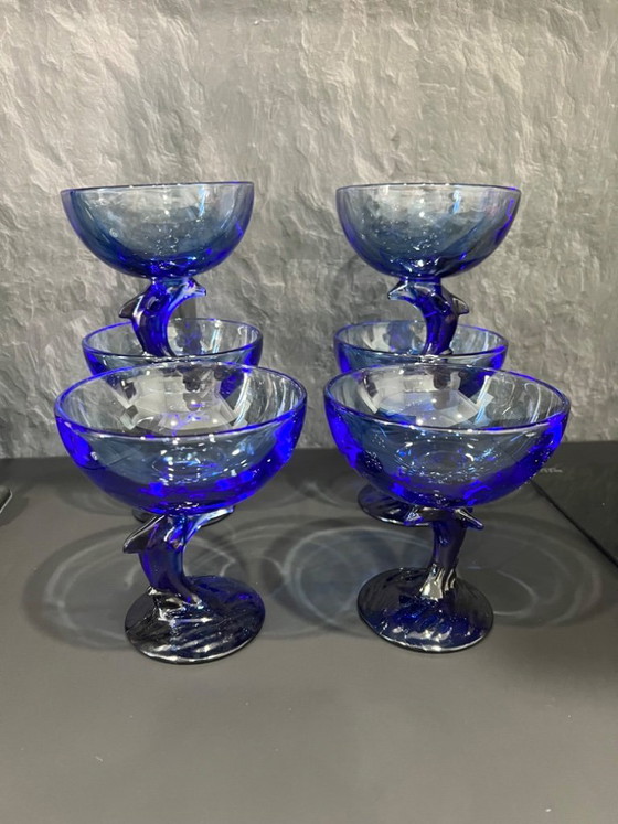 Image 1 of Set van 6 vintage Clairay / La Rochère Frankrijk kobaltblauwe dolfijnglazen (jaren 70)