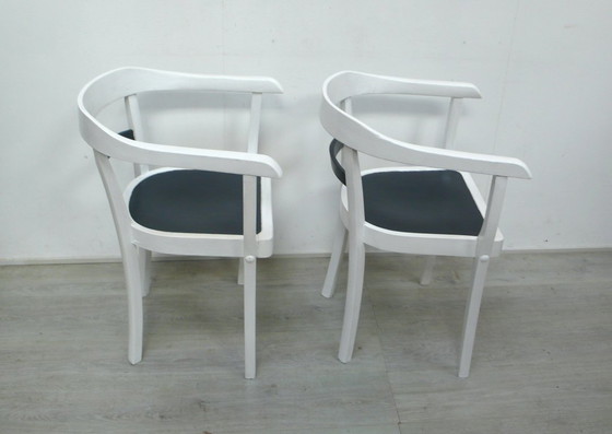 Image 1 of 2 Armlehnstühle German Bauhaus Ära Gropius Stil, Weiß + Nachtgrau 1920er