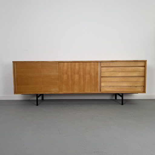 Magnifique sideboard en frêne de Deutsche Werkstätten