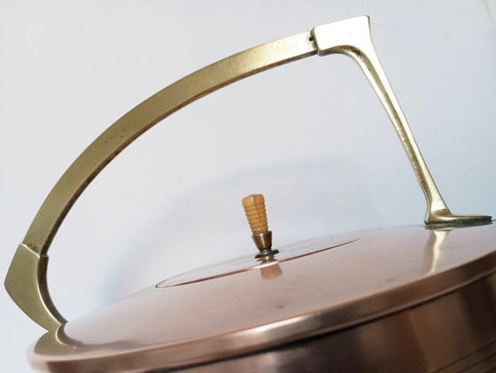 Image 1 of Jan Eisenlöffel Secessionistische/Art-Nouveau messing en koperen en ivoren waterketel 1905