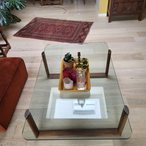 Mesa de centro de teca de mediados de siglo