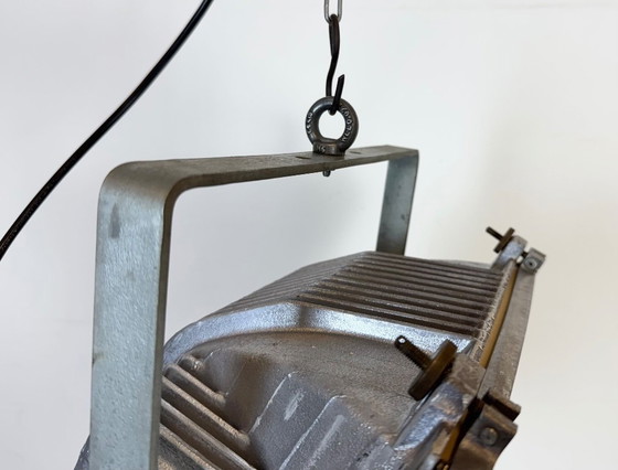 Image 1 of Faretto da teatro vintage grigio con copertura in vetro, anni '80