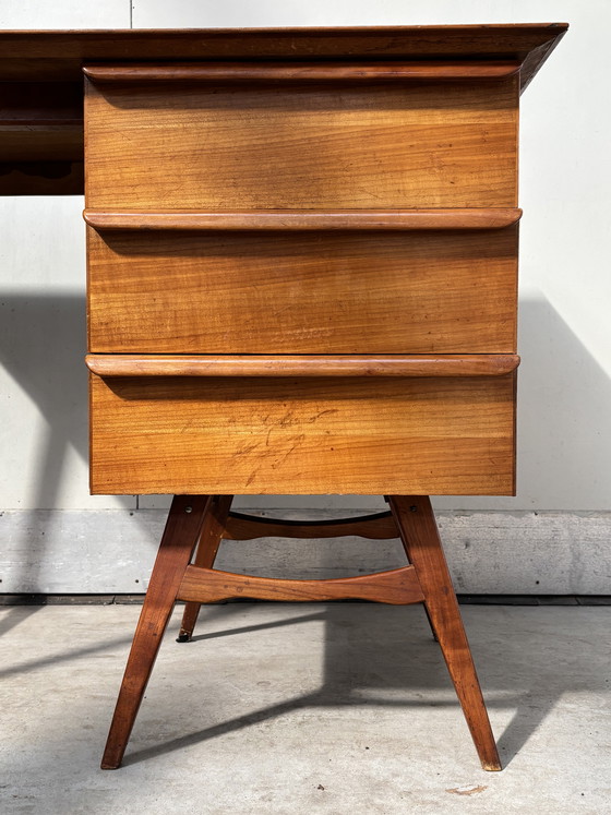 Image 1 of Schreibtisch im Mid-Century-Modern-Stil, dänisches Design aus den 1960er Jahren