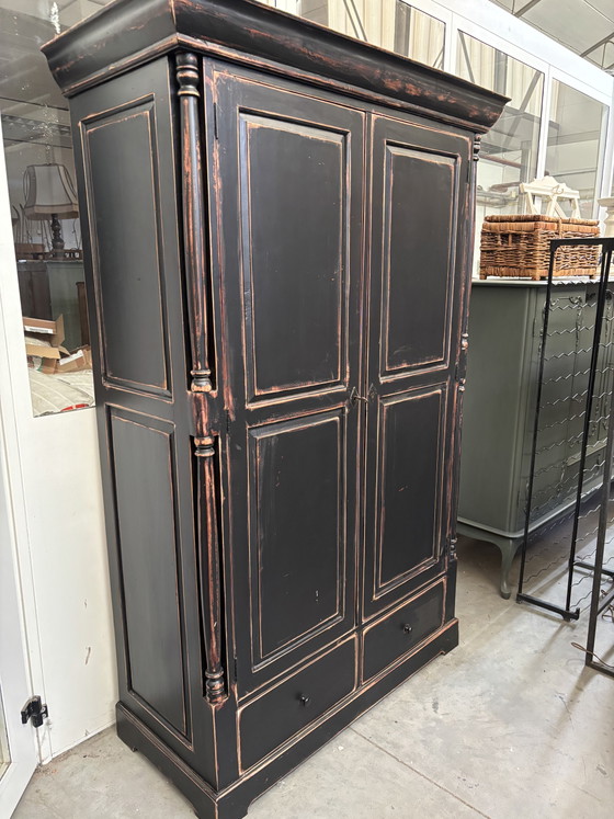 Image 1 of armoire/buffet vintage