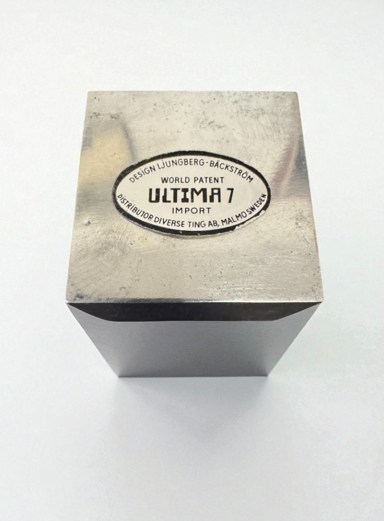 Image 1 of 1960s design ashtray Ultima 7