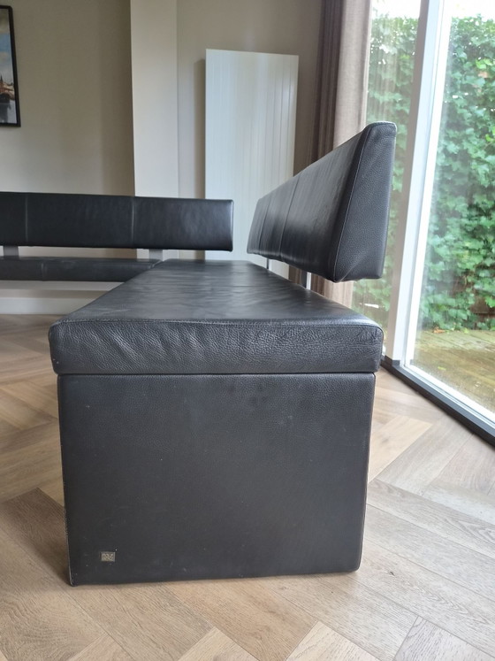 Rolf Benz panca angolare da pranzo in pelle nera 200 × 200 – Panche (photo 3 of 5)