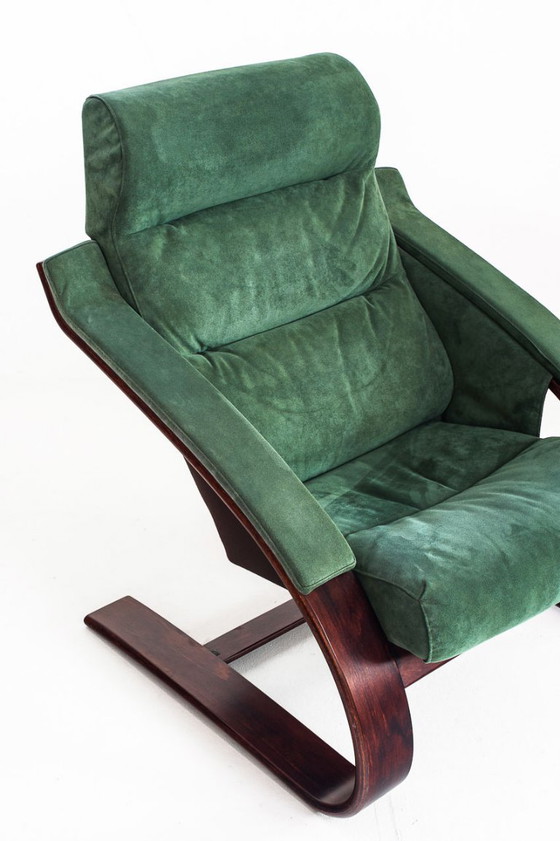 Fauteuil vintage en Alcantara. Åke Fribyter pour Nelo Möbel. Suède. Années 1990. – Wood (photo 6 of 11)