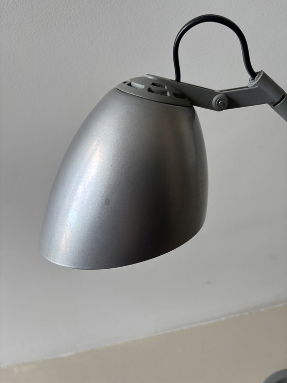 Lampada da scrivania vintage postmoderna italiana Veneta Lumi Randa, anni '80 – Lampade da scrivania, Metal (photo 3 of 12)