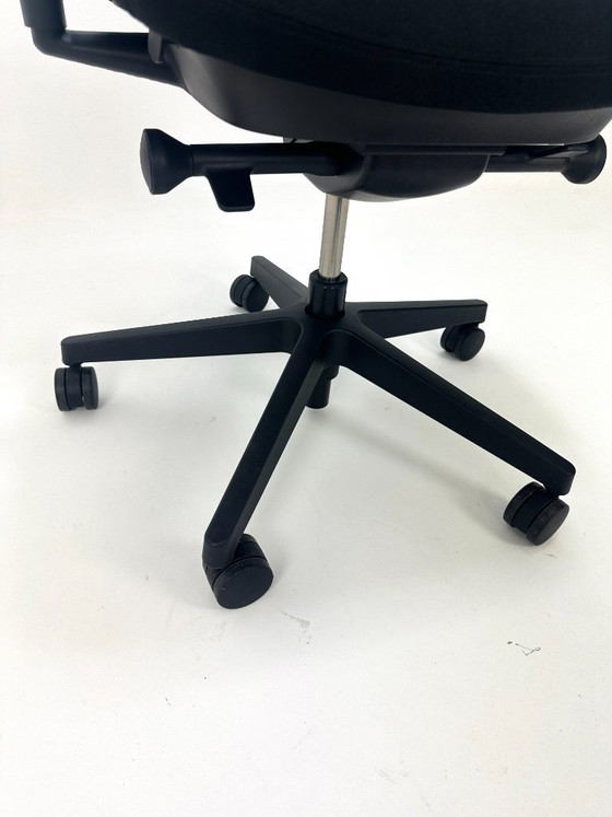 Sedia di design Herman Miller Verus, Sedie girevoli, Tessile, Nero (foto 11 di 12)