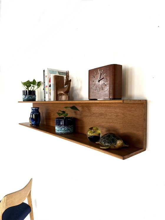 Image 1 of Vintage XL (150cm!) teakhouten wandplank ‘60