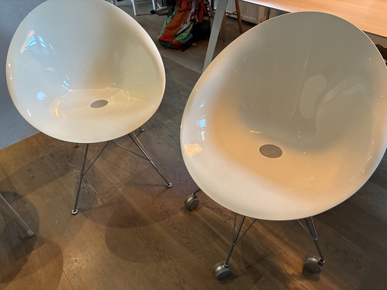 Image 1 of Kartell Ero S blanc, 4 bases différentes. Également disponible séparément.