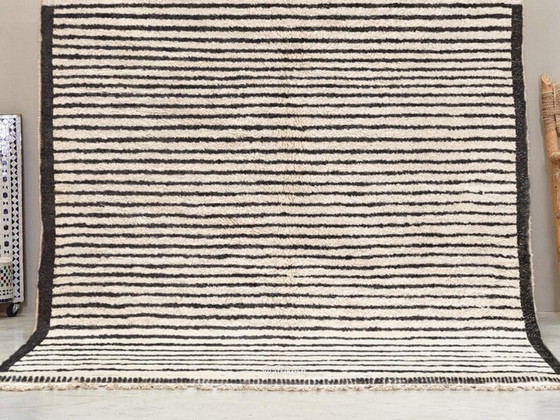Image 1 of Grand tapis bérbere écru à motifs géométriques 250cmx300cm 