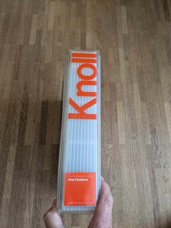 Knoll Professional Catalogue – Office chairs, Paper (photo 2 of 6)