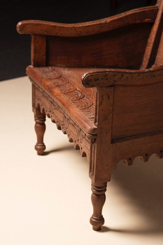 Image 1 of Eikenhouten lambriseringstoel uit het begin van de 19e eeuw