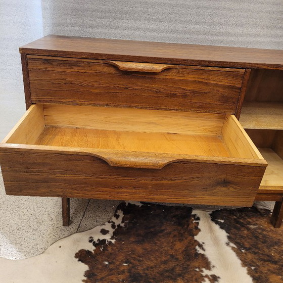 Image 1 of Ladekast van teakhout, naar een ontwerp van Hans Olsen, Scandinavisch modern, jaren 60 – Denemarken