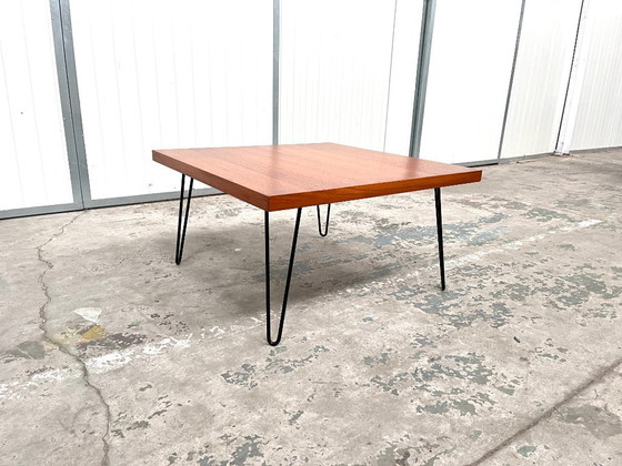 Image 1 of Couchtisch Teak mit Haarnadelbeinen