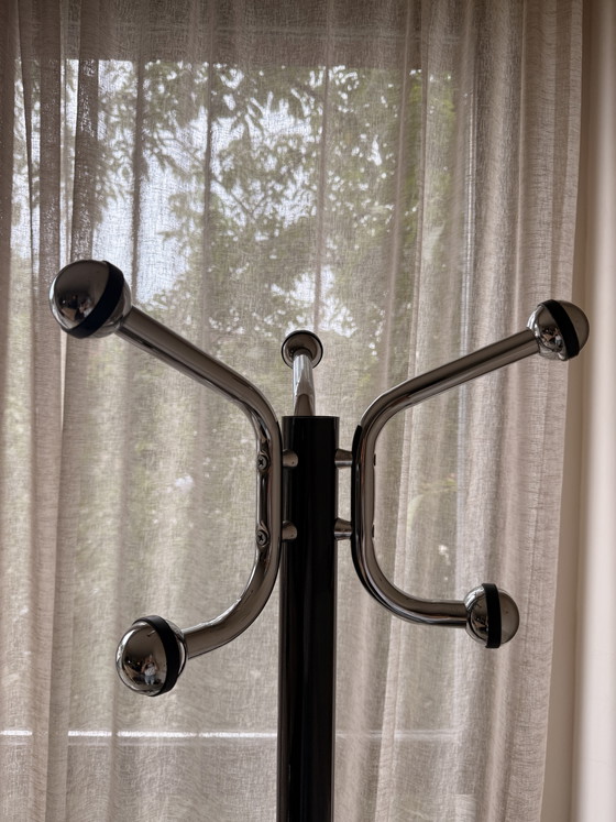 Appendiabiti moderno italiano degli anni '70 in cromo – Aluminium, Chrome (photo 4 of 5)