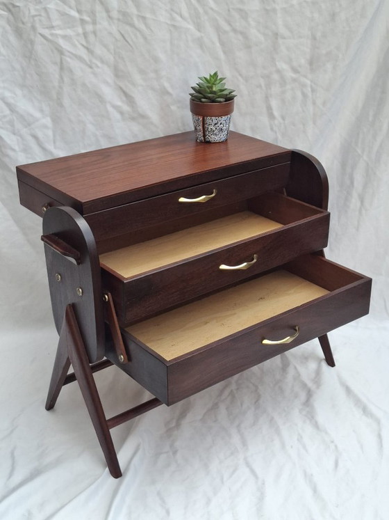 Beautiful Mid-Century Danish Design Sewing Cabinet (1950s/60s) – Storage cabinet, Wood (photo 8 of 21)
