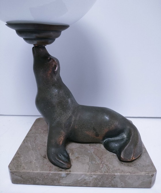 Image 1 of Art Deco sea lion lamp, marble, opaline metal