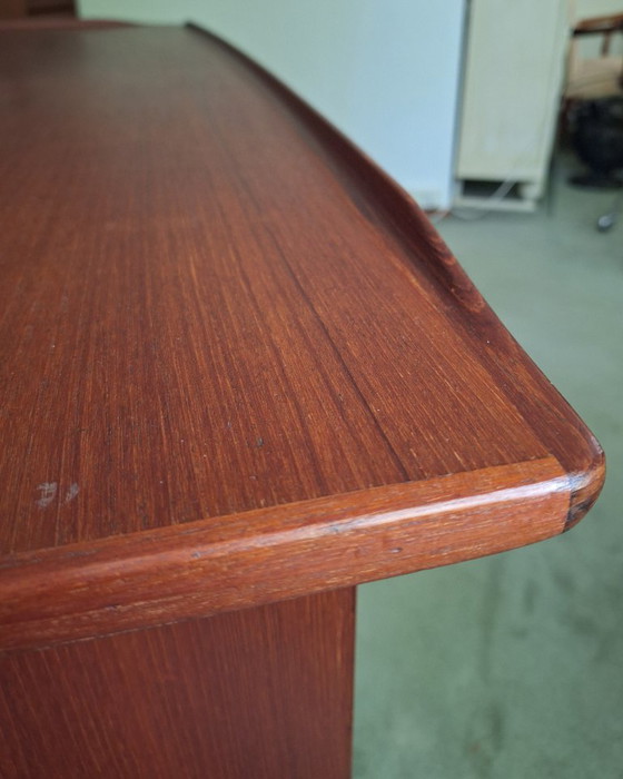 Boomerang desk by Peter Løvig Nielsen, 1960s – Wood (photo 16 of 25)