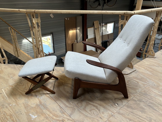 Image 1 of Gimson and Slater Rock ‘n Rest