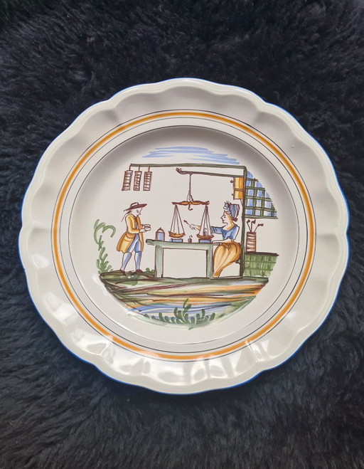 Plato para servir K & G Luneville de loza policromada pintada a mano con decoración de alto fuego