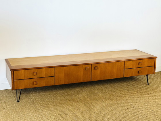Image 1 of Scandinavisch dressoir van teakhout, 1960