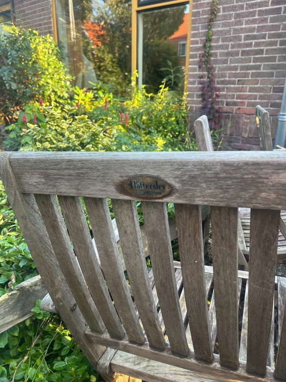 Set van 4 Hattersley houten tuinstoelen (photo 3 of 7)