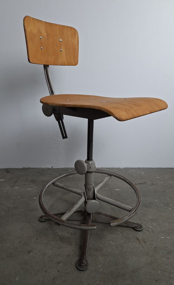 Image 1 of Chaise de dessinateur Friso Kramer Architects Ahrend de Cirkel
