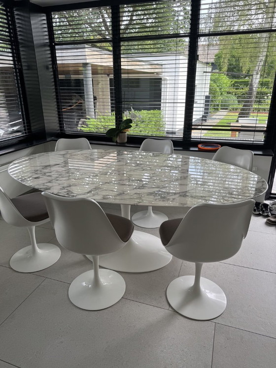 Image 1 of Knoll Table and Chairs with Certificate