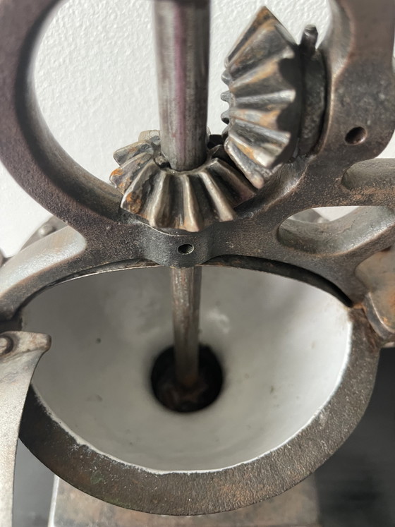 Vintage Goldenberg koffiemolen voor op het aanrecht – Decoratieve objecten, Metal (photo 8 of 14)