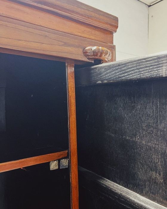 Image 1 of Gabinete chino antiguo