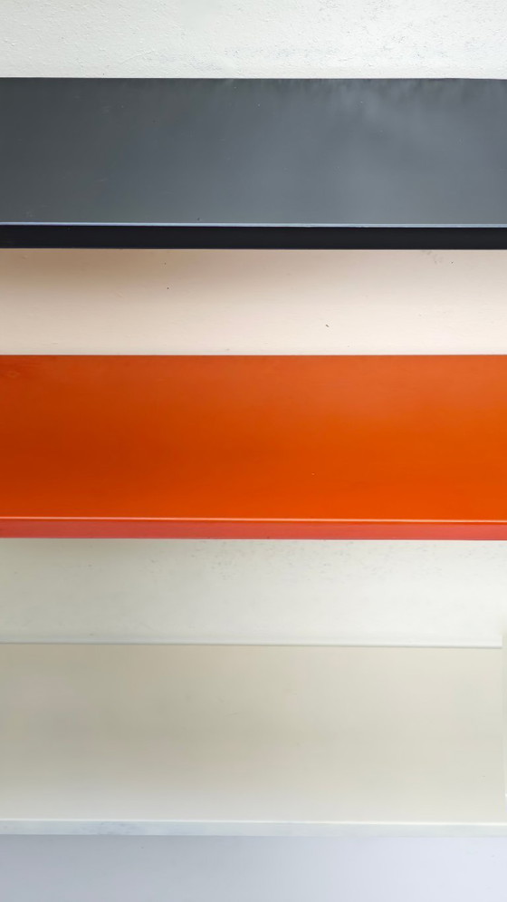 Image 1 of Estante de pared Tomado