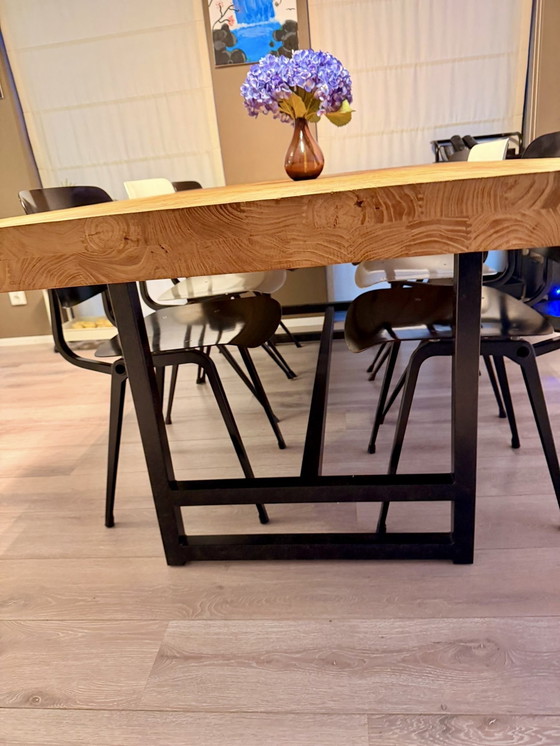 Image 1 of Robuuste houten tafel 220x100