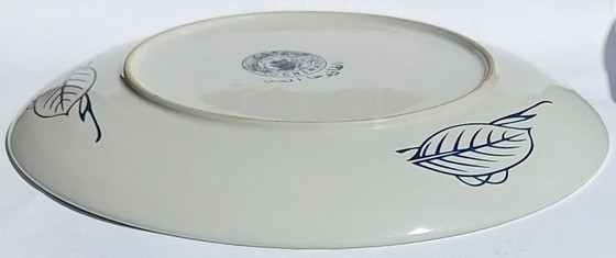 Image 1 of Japanese-style Imari or Kutani design (peacock and floral motifs) 