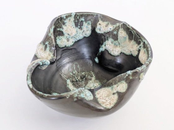 Image 1 of Bol vintage de style Vallauris, poterie de lave grasse du milieu du siècle, anthracite et vert mousse