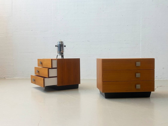 Cassettiera disegnata da Alfred Hendrickx per Belform, anni '60. – Cassettiere, Metal, Wood (photo 6 of 9)