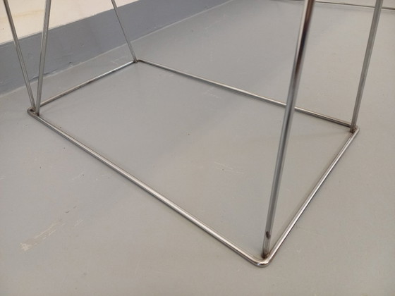 Image 1 of Vintage bureau uit de jaren 70 van gerookt glas en verchroomd metaal.