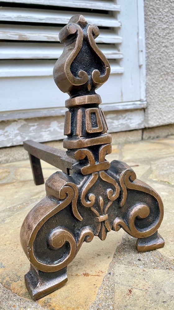 Pair of Vintage Solid Brass Fire Dogs – Candle holders, Cast Iron (photo 23 of 36)