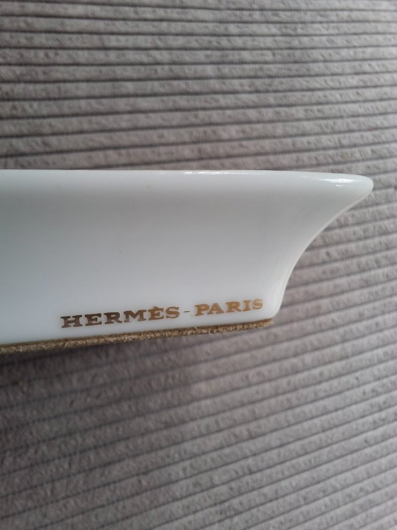 Hermès Monkeys Bamboo Piccolo Posacenere Svuotatasche in Porcellana Stampata – Accessori da tavola (photo 15 of 17)