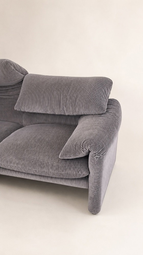 Image 1 of Maralunga 2-seater sofa, Cassina Vico Magistretti, first edition 1973, alpaca velvet. Standard sofas.